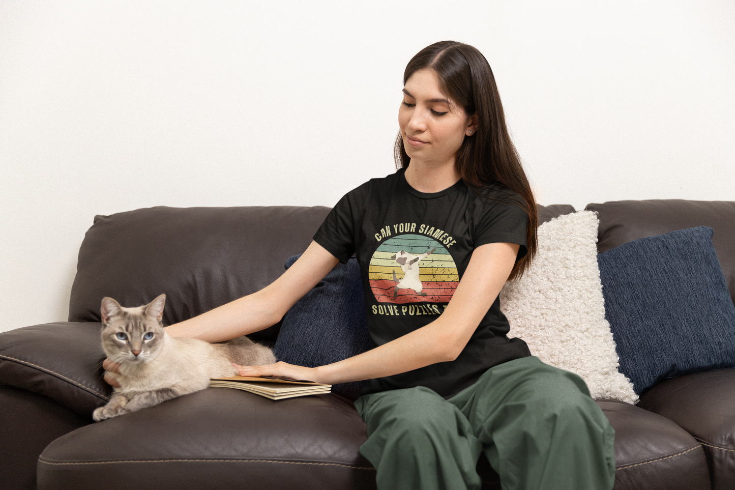 Siamese Cat T-shirt.